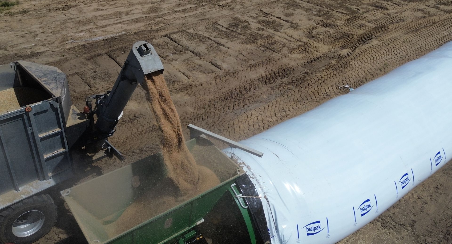 Bagi-napełnianie-1-min Bialpak BAG - rękaw foliowy - napełnianie